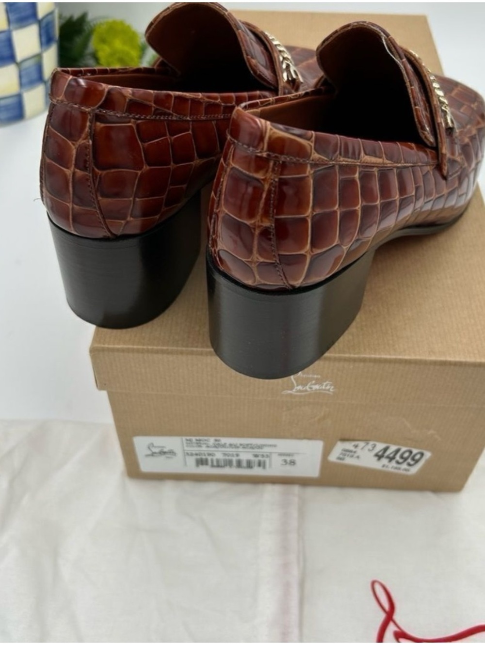 Women's Christian Louboutin
MJ, moc leather loafers size 38 made in Italy - Picture 8 of 9